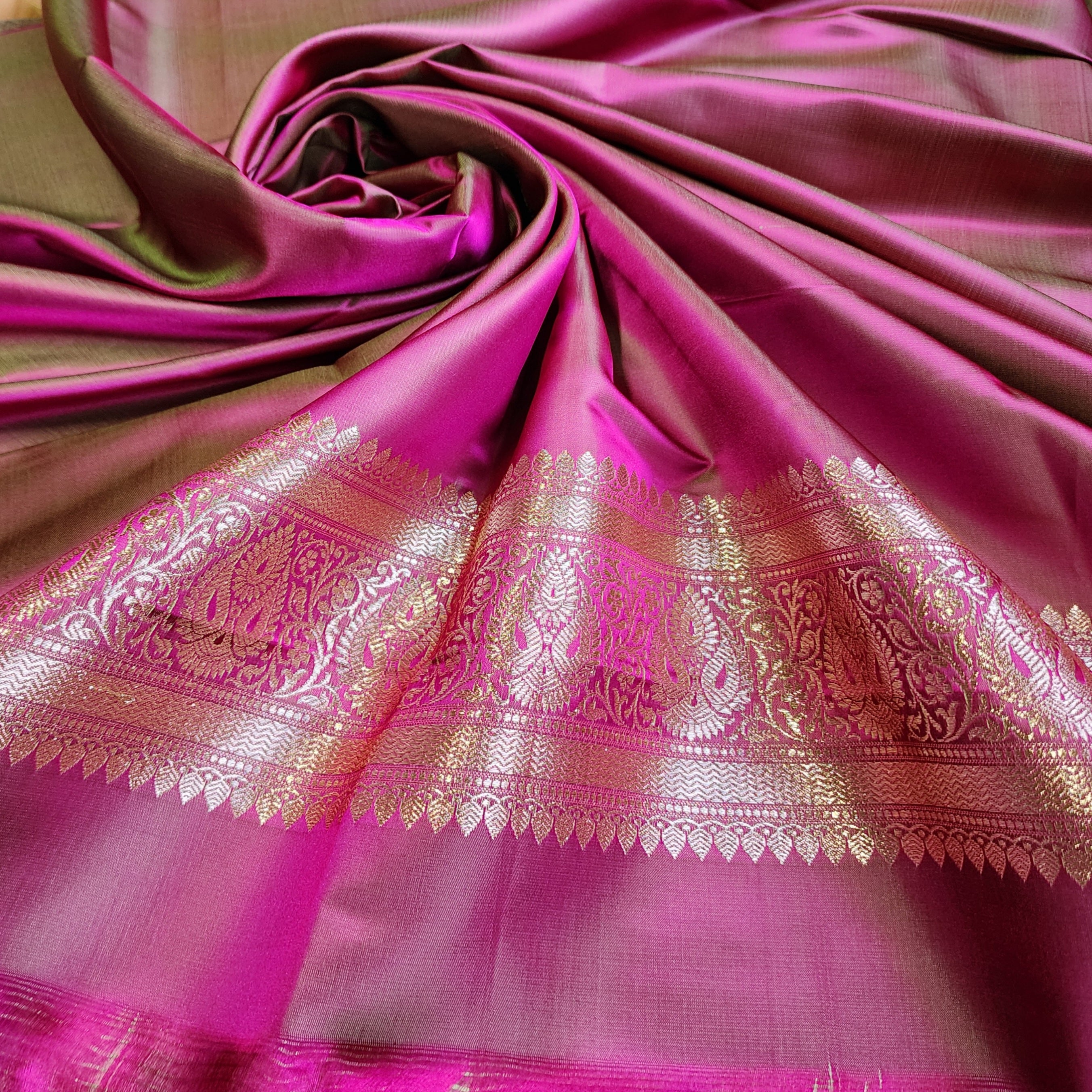 Dhoop Chhaon Mauve Banarasi Katan Silk Saree