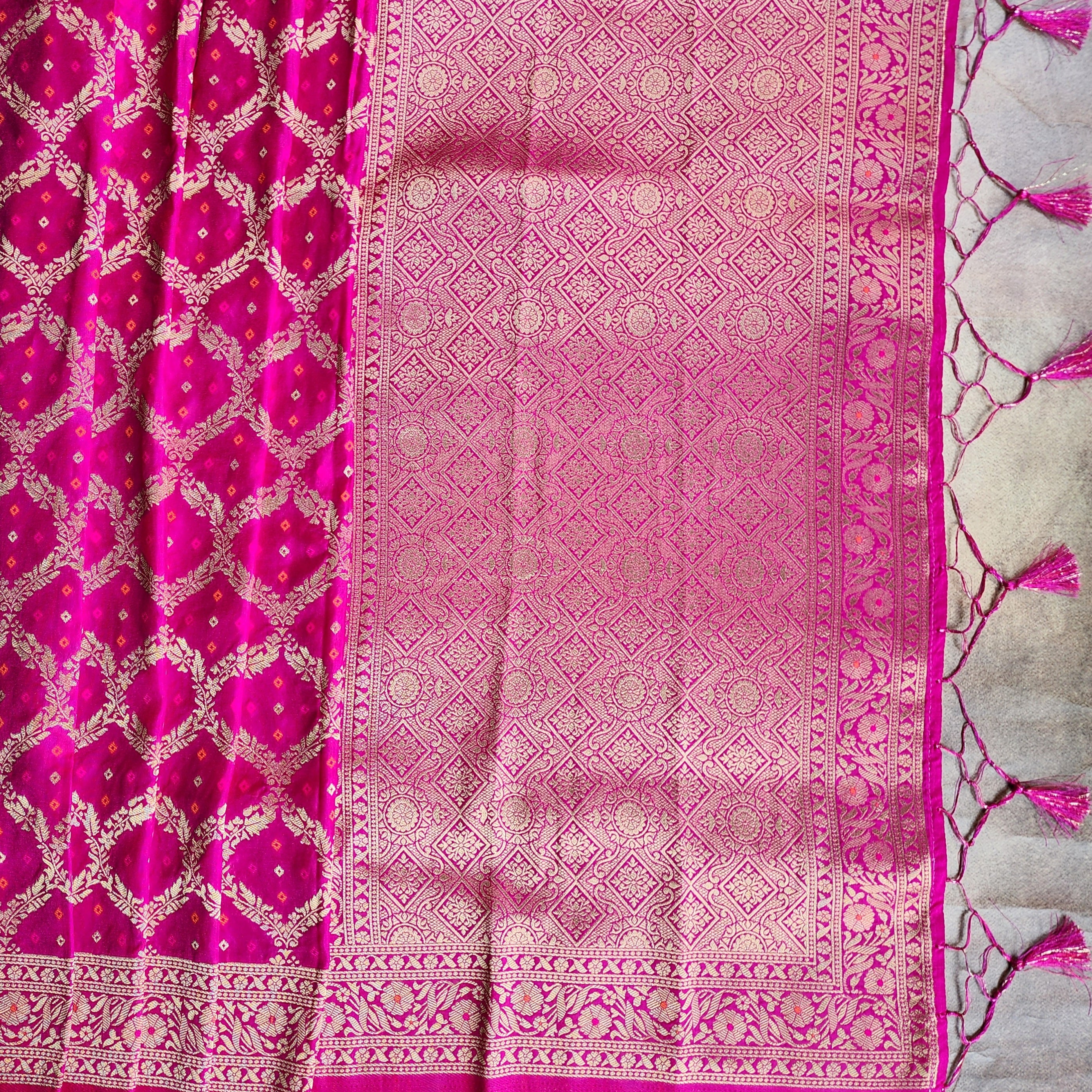 Fuchsia Pink Bandhani Dupatta with Traditional Jaal