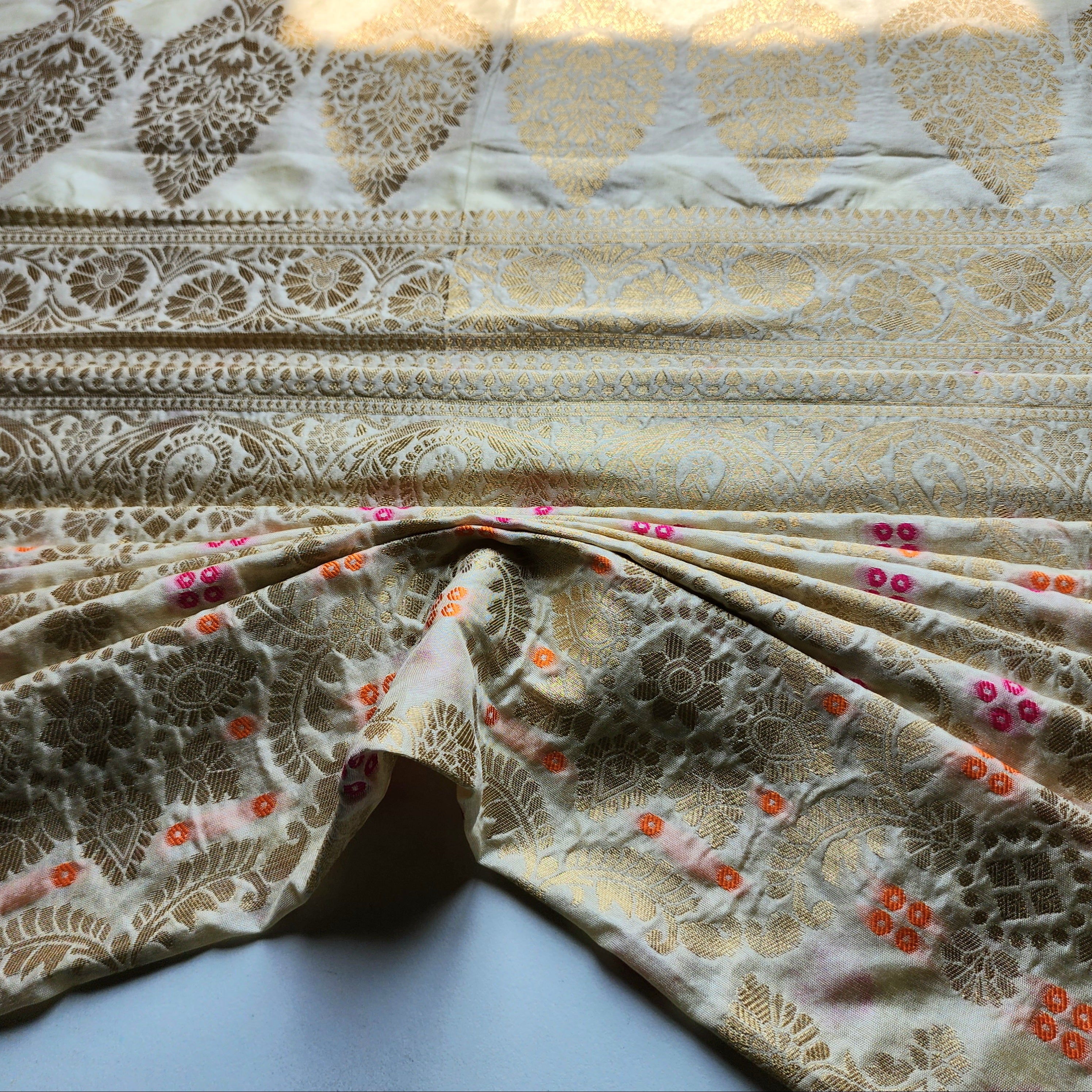 Ivory Cream Bandhani Dupatta with Floral and Geometric Zari Weave