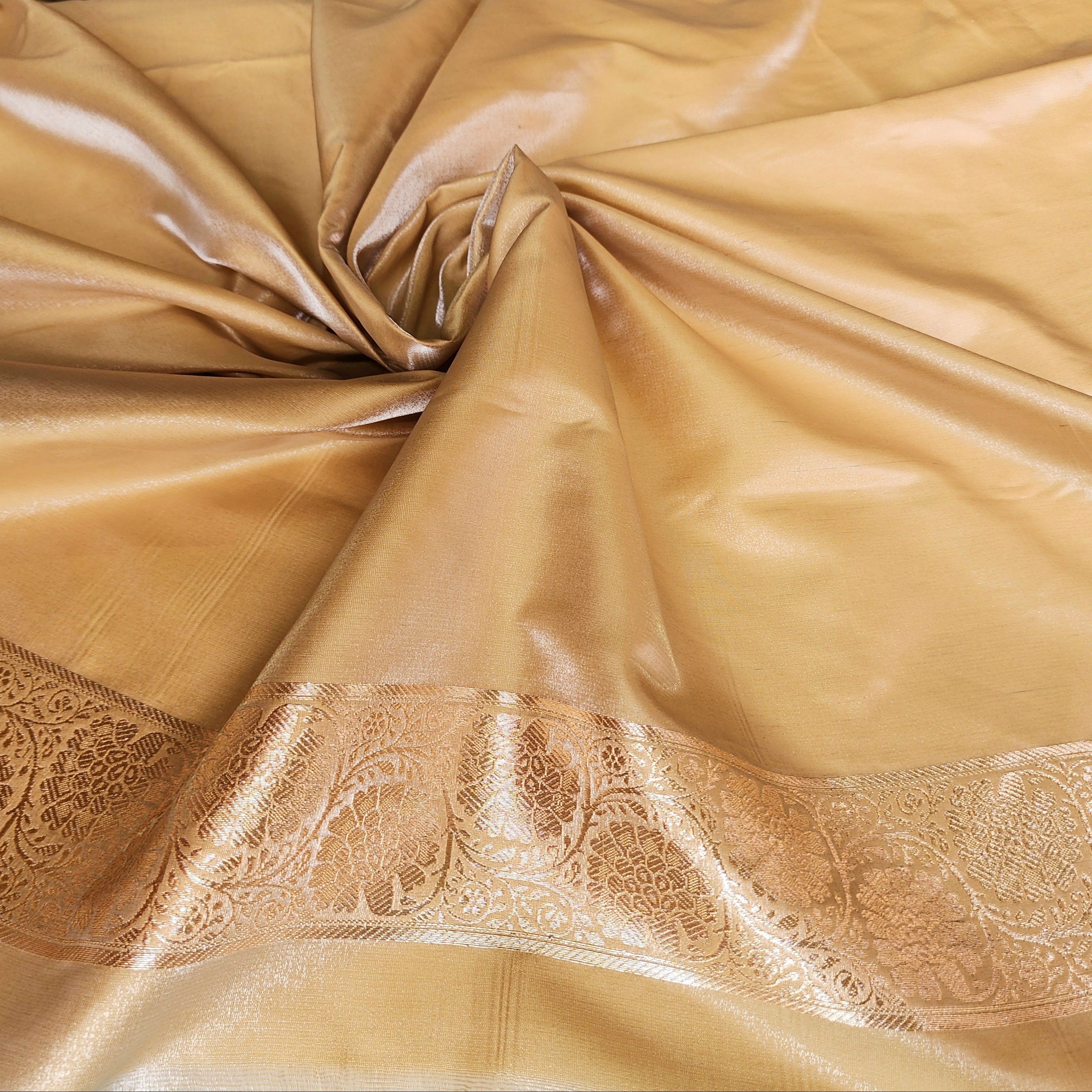 Rich Beige Gold Banarasi Silk Saree with Gold Zari Weaving