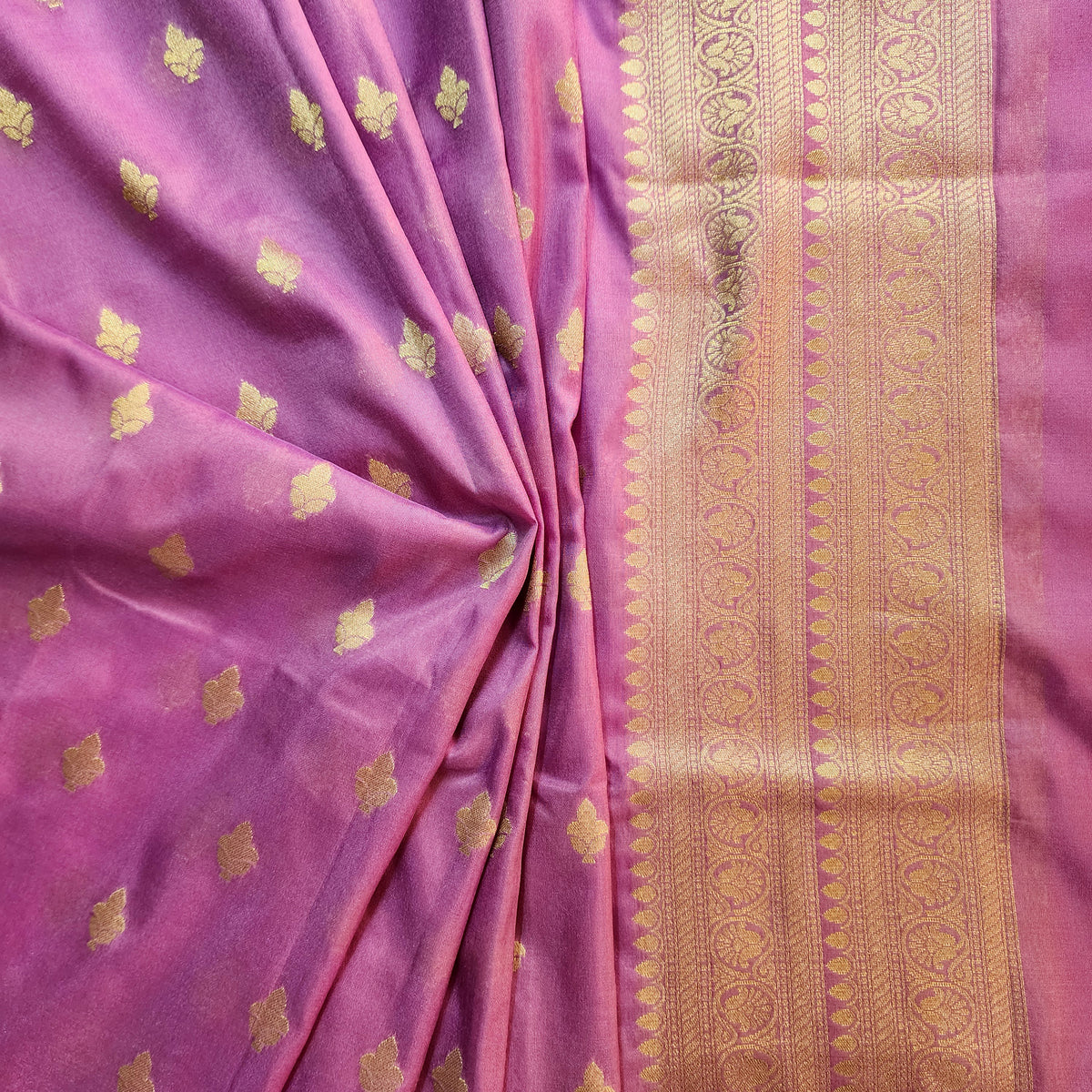 Purple Zari Banarasi Tapetta Silk Leaf Weave Dupatta