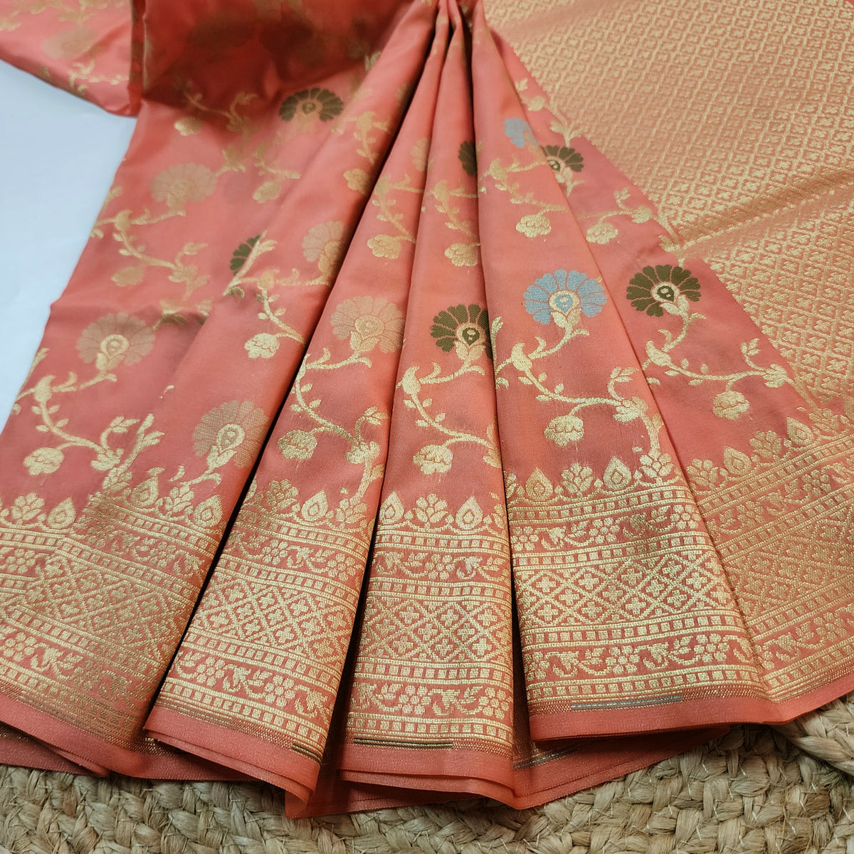 Banarasi Silk Floral Jaal Dupatta - Peach