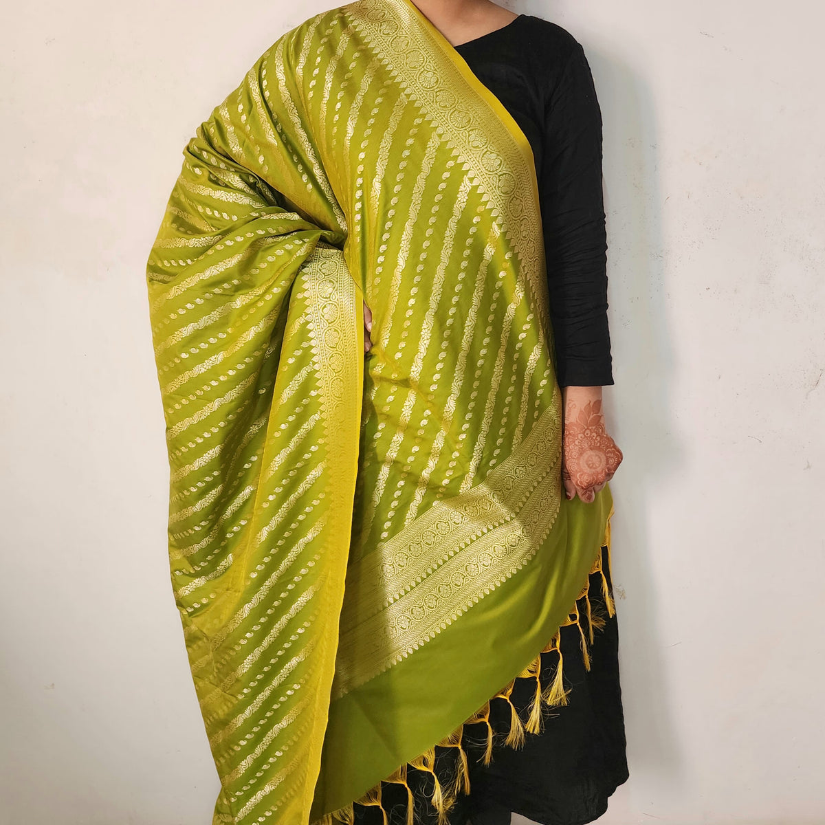 Parrot Green - Banarasi Leheriya Style Dupatta