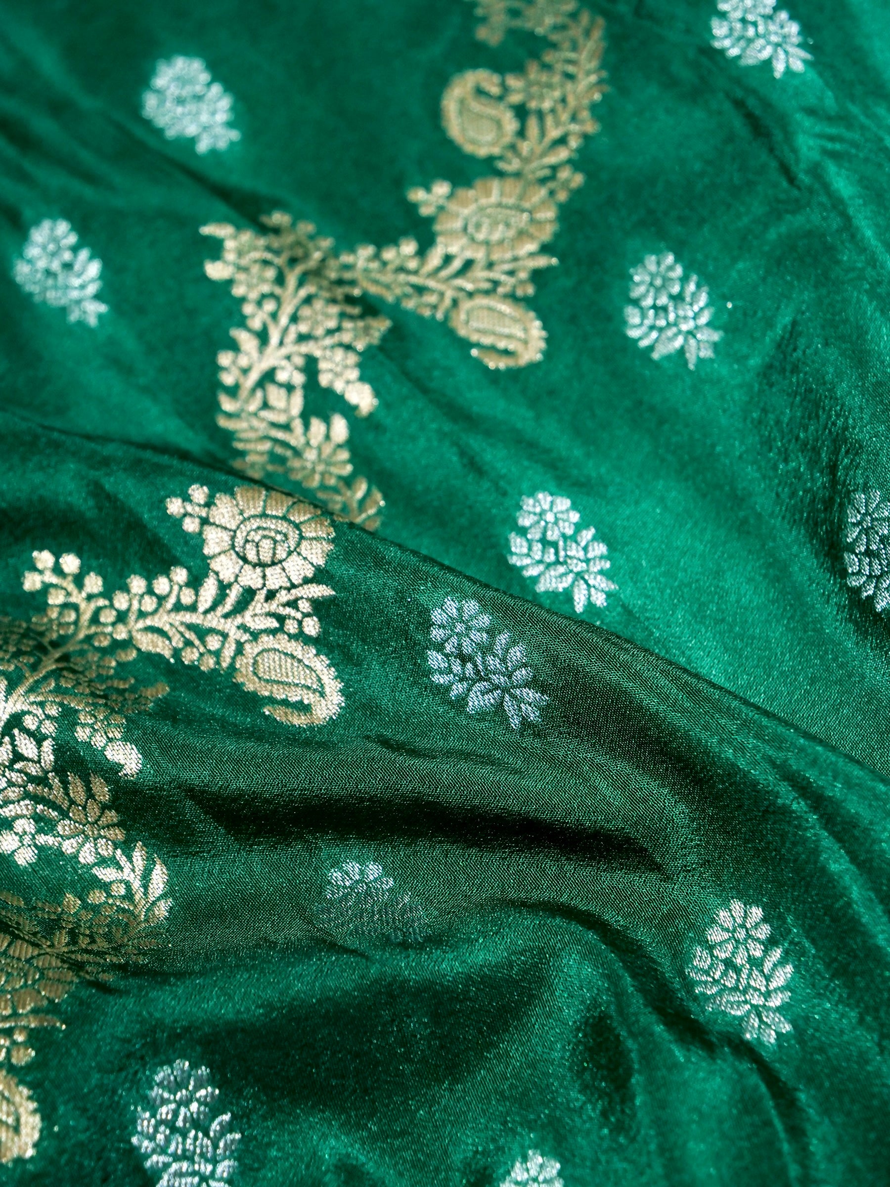Emerald Green Crepe Georgette Silk Saree with Sea Green Border
