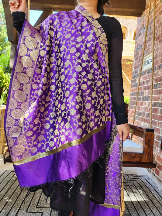 Banarasi Bright Purple Dupatta with gold handweaving, Indian traditional and Festive designer dupatta, luxurious, soft to touch  dupatta
