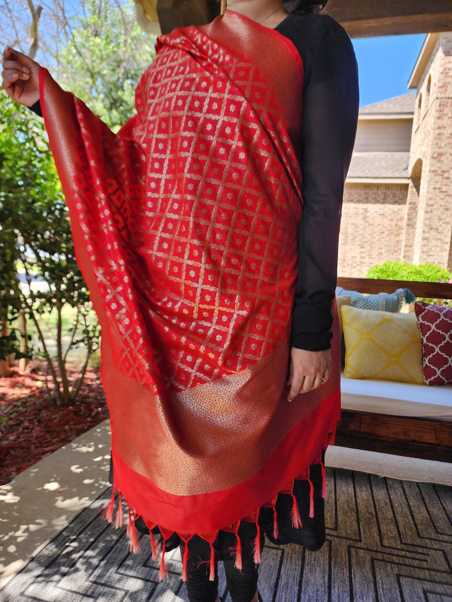 Banarasi Silk Red Dupatta, handwoven Silver-Gold threads, Indian traditional/Festive designer dupatta,  luxurious banarasi handwoven silk