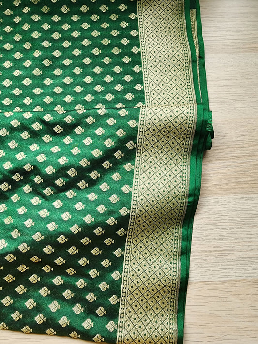 Banarasi Dark Green Color Dupatta with gold handweaving, Indian traditional and Festive designer dupatta, luxurious soft Banarsi dupatta