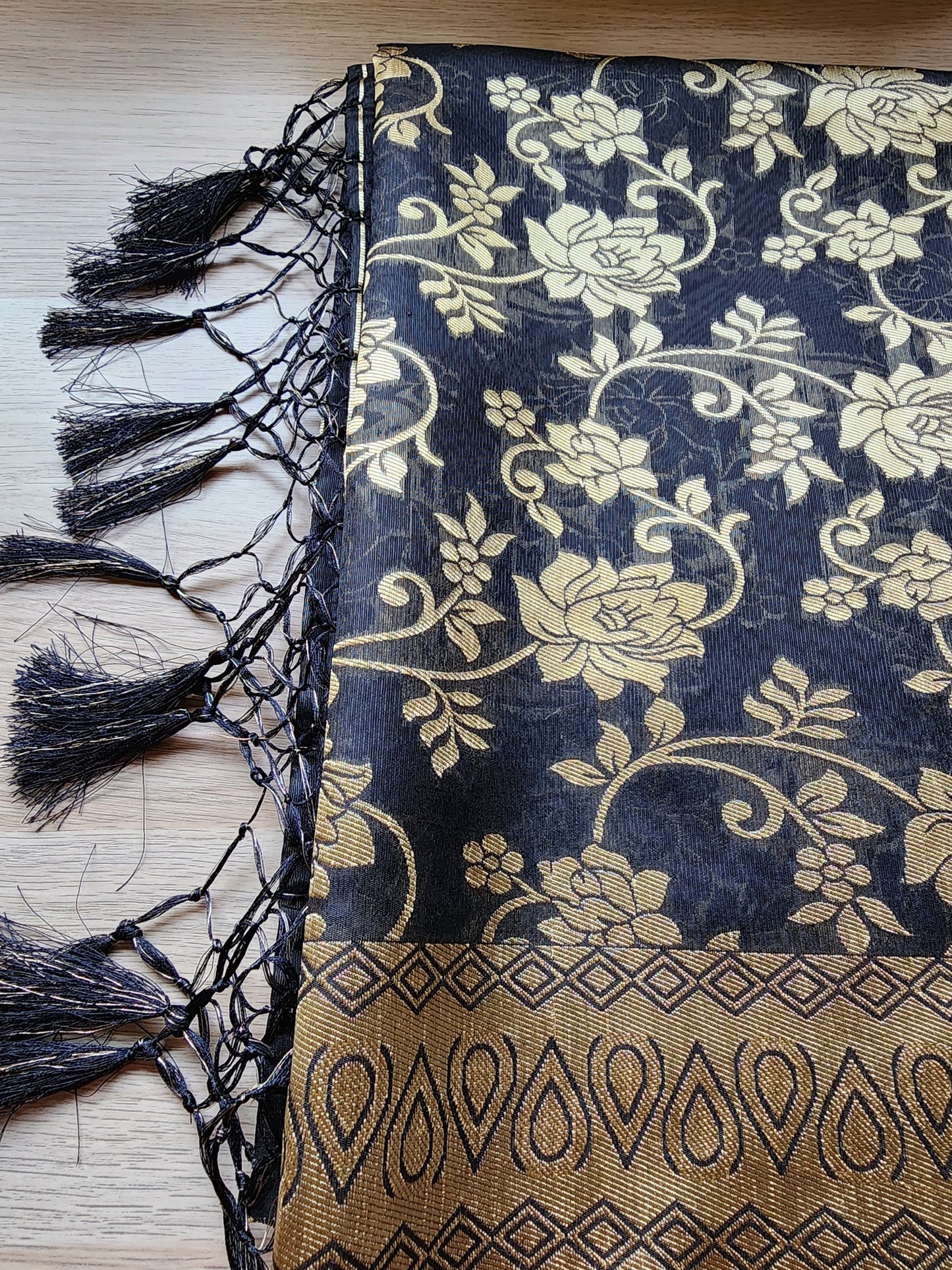 Banarasi Silk Handwoven Black Dupatta with golden weaving, Indian traditional and Festive dhupatta, luxurious and soft Banarsi silk
